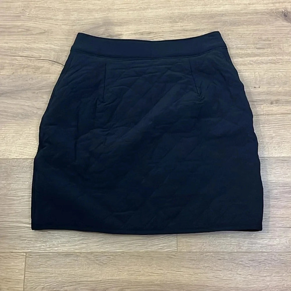 Athleta | New Apres Ski quilted mini skirt w/zipper pockets Women’s size 0 - Picture 6 of 10